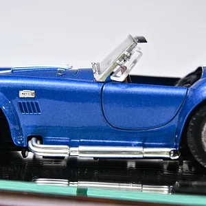 Коллекционная Металлическая Модель «Автомобиль -  Shelby Cobra 427» Германия.