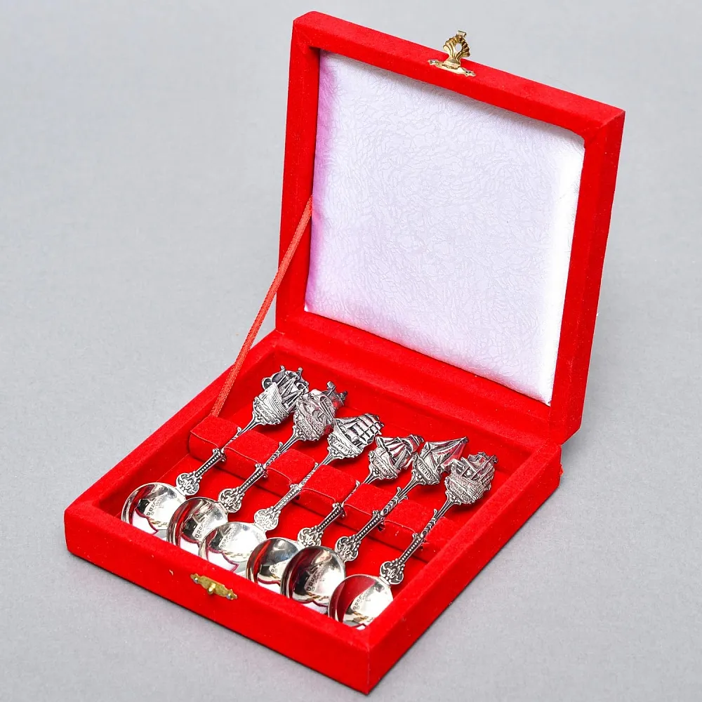 Сервировочный Набор Коллекционных  Десертных Ложек «Парусные Корабли», Silverplate Германия.