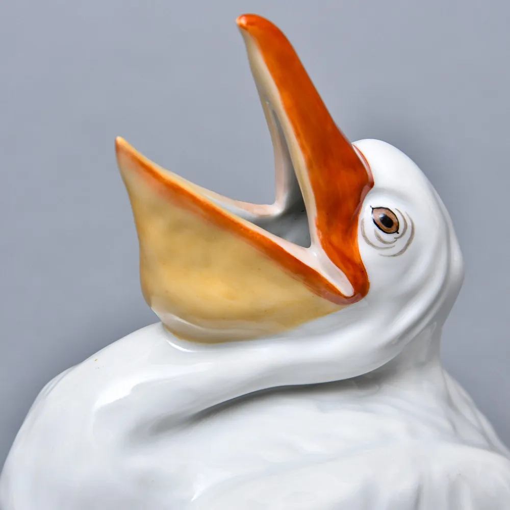 Коллекционная Фарфоровая статуэтка «Птица - Пеликан», HEREND Венгрия, середина ХХ века.