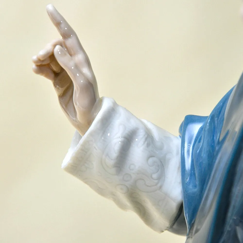 РЕДКОСТЬ! Большая Коллекционная Фарфоровая статуэтка «Юрист» Lladro, Испания - 1974 год.