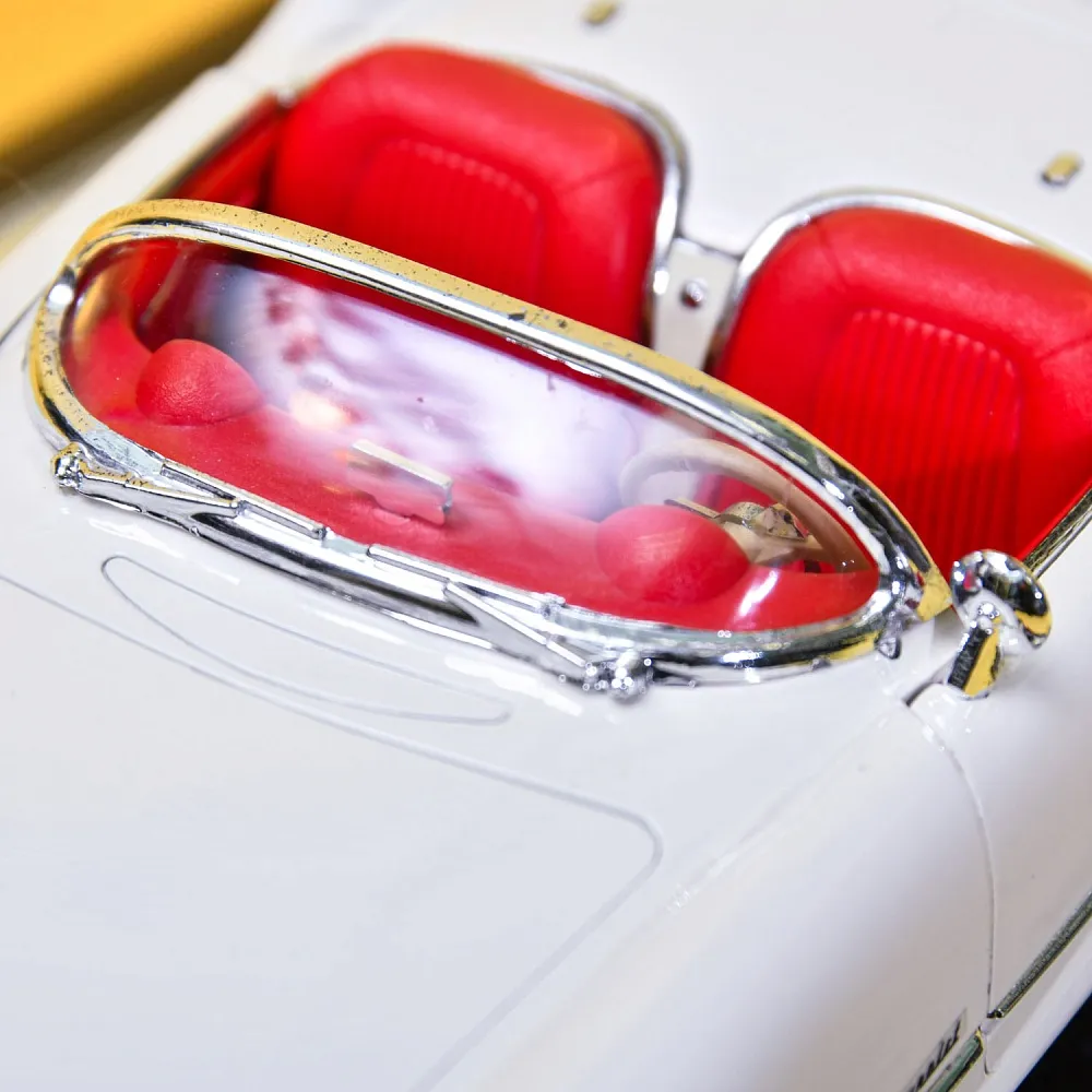 Коллекционная Металлическая Модель «Автомобиль - Carvette 1953 » Германия.