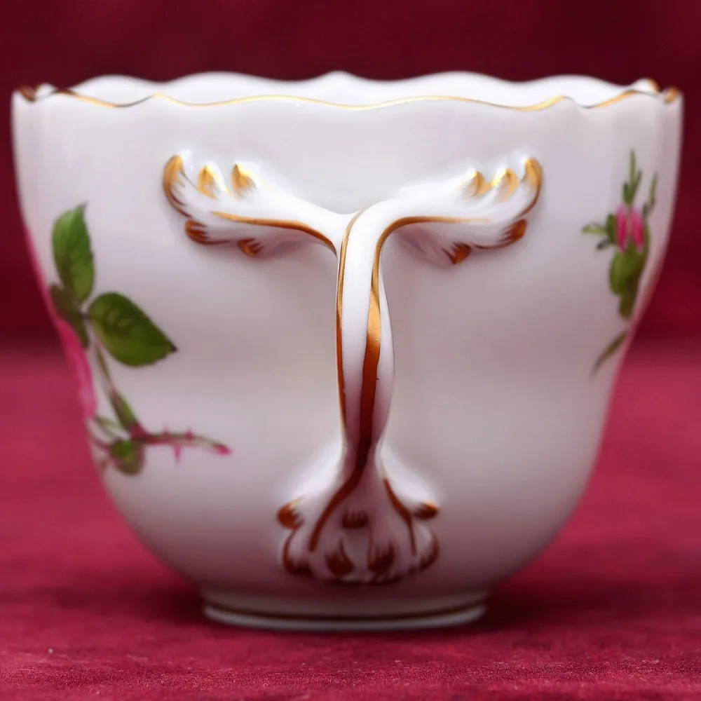 Классическая Кофейная пара и Десертная тарелка  «РОЗА», Фарфор MEISSEN, Германия.