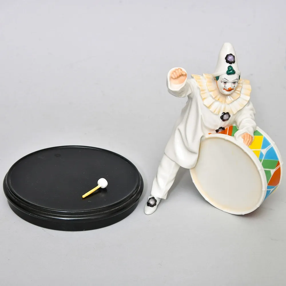 Коллекционная Фарфоровая статуэтка «КЛОУН. Паяц с барабаном», Hutschenreuther Германия.