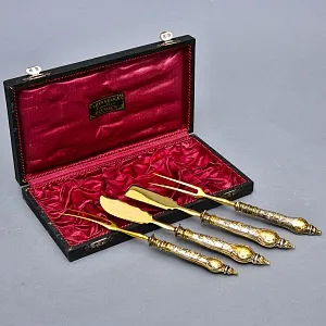 Антикварный Набор для Подачи и Сервировки Закусок, 4 предмета, Дрезден Германия 1922-1925 гг.