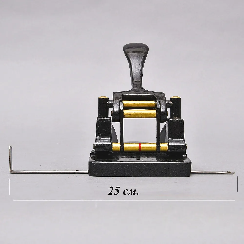 Редкость! Большой Антикварный Чугунный Дырокол, SOENNECKEN, Германия первая половина ХХ века.