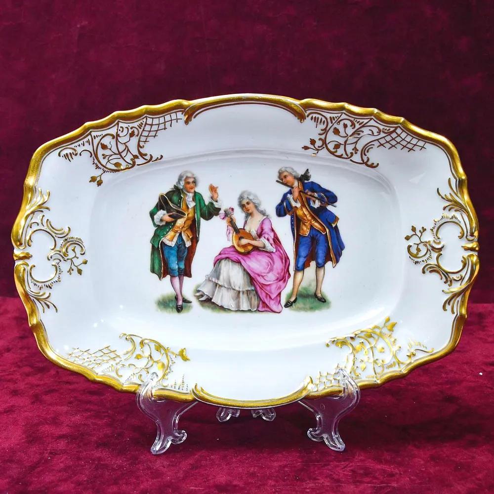 Антикварное Фарфоровое Блюдо - Тарелка  «Концерт галантного века», Fraureuth Германия 1920 -1926 годы.