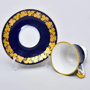 Коллекционная Фарфоровая Кофейная Пара «Золотые листья», KAISER Германия.