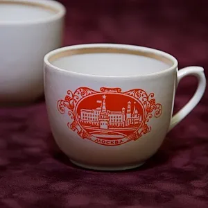 Две чашки «Красная Москва» Фарфор СССР Вербилки, 1970-80 гг.