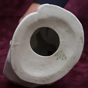 Фарфоровая Статуэтка «Петя Бачей», Городницкий Фарфоровый завод - СССР - 1957 год.