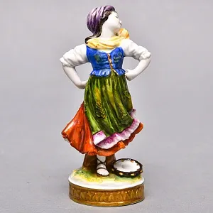 Коллекционная Фарфоровая Статуэтка «Девочка - танцовщица в оранжевом шарфике», VOLKSTEDT Германия -50 гг.