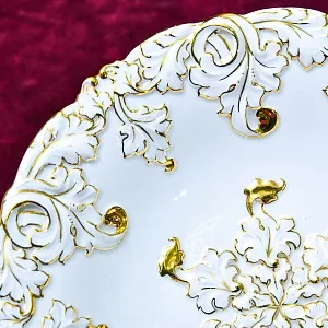 Сервировочное Фарфоровое Блюдо - Тарелка «ЗОЛОТЫЕ ЛИСТЬЯ», MEISSEN Германия -1968 год.