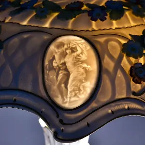 Редкость! Фарфоровая Настольная Электрическая Лампа «ХОРОВОД», Литофания, PLAUE Германия.