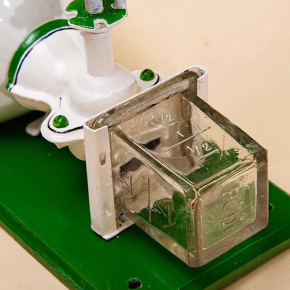 Старинная Настенная Ручная Механическая Кофемолка «PeDe» в стиле АРТ-Деко, Голландия.