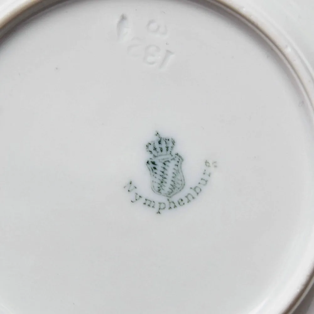 Антикварная Коллекционная Кофейная пара «ЛИЛИЯ», фарфор Nymphenburg, Германия.