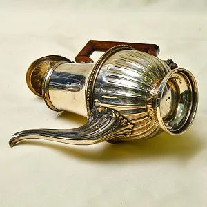 Винтажный Металлический Кофейник - Чайник на 1 л. Silverplate, SHEFFIELD Англия - середина ХХ века.