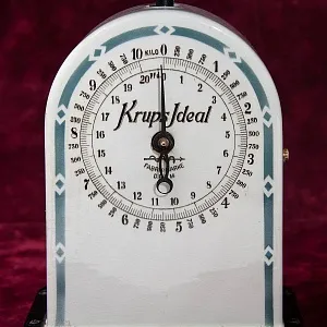 Антикварные Кухонные Весы в Фарфоровом корпусе KRUPS IDEAL, Германия - 1915 год.