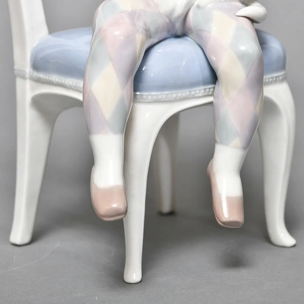Коллекционная Фарфоровая статуэтка «Маленький Арлекин с кошкой», Lladro (Лядро) Испания.