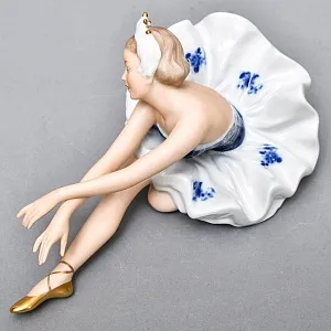 Коллекционная Фарфоровая статуэтка «Балерина. Умирающий лебедь», WALLENDORF Германия, 1963 - 1990 годы. 