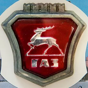 Памятное Подарочное Панно - Картина - Инсталляция «Автомобиль Волга ГАЗ - 24 - СССР». 