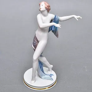 Антикварная Фарфоровая статуэтка «Обнаженная с шарфом», ROSENTHAL Германия - 1924 год. 