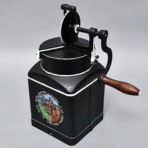 Большая Старинная Кухонная Механическая Маслобойка, Металл, Англия середина ХХ века. 