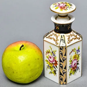 Антикварный Парфюмерный флакон, Edme Samson Франция, конец XIX - начало ХХ века.