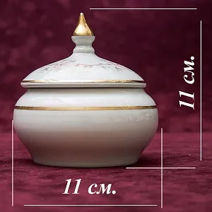 Шкатулка - Бонбоньерка из серии «JILIS» Фарфор Лимож Limoges Франция -70 гг.