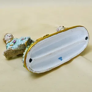 Коллекционная Фарфоровая Статуэтка «Дети на Качелях», Германия, вторая половина ХХ века.