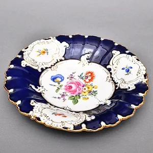 Коллекционное Фарфоровое Блюдо - Тарелка «Букет с розой и колокольчиком» Кобальт, MEISSEN Германия. 