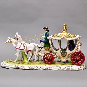 Большая Фарфоровая статуэтка «Карета с влюбленной парой», Scheibe Alsbach Германия, 1925 - 1962 гг. 