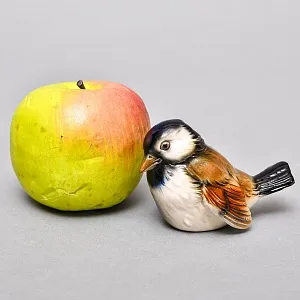 Коллекционная Фарфоровая статуэтка «Птица - Воробей», Goebel Германия -1972 год.