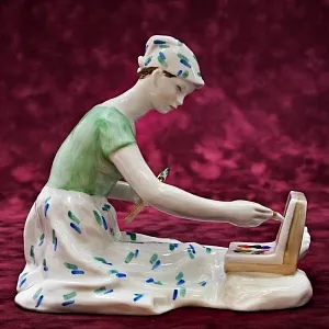 Редкая! Коллекционная Авторская Фарфоровая статуэтка «На Этюдах», ДФЗ - Дулево, СССР 50 гг. 
