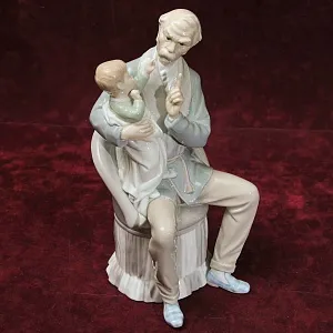 Редкость! Коллекционная Фарфоровая статуэтка «Дедушка с внуком», Lladro Испания 1965 - 1970 годы.