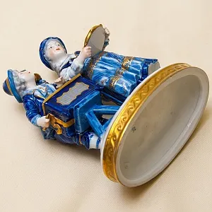 Парная Фарфоровая Статуэтка «Маленький Шарманщик» ФОЛКСТЕД - VOLKSTEDT  Германия.