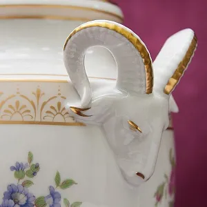 Коллекционный Авторский  Вазон из серии «Sanssouci» Фарфор KAISER Германия Н -31 см.