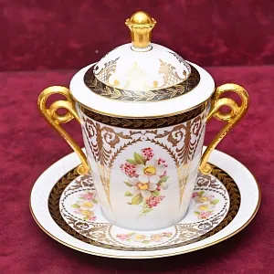 Фарфоровая Бисквитница с блюдцем  - Баночка с крышкой, Kaiser Германия,  1956-1960 годы.