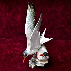 Редкость! Фарфоровая Статуэтка «Птицы - Чайки - Две крачки», Hutschenreuther Германия - 1955 год.