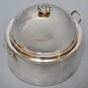 Сервировочная Металлическая Икорница со стеклянной вставкой, Silverplate, Sheffield Англия.
