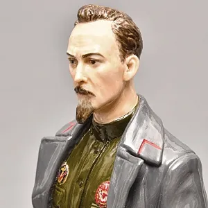 Коллекционная Авторская Статуэтка «Председатель ВЧК СССР - Дзержинский Ф.Э.», фарфор, Россия. 