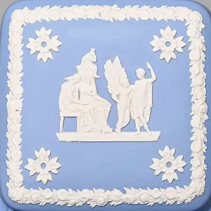 Шкатулка - Бонбоньерка «Музы и поклонники», фарфор ВЕДЖВУД / WEDGWOOD, Англия, вторая половина ХХ века.