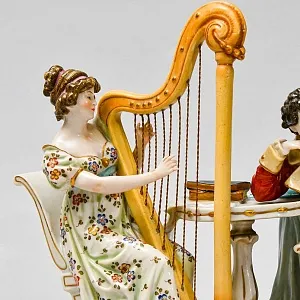 Антикварная Статуэтка «Арфистка и Кавалер - Репетиция», фарфор Scheibe - Alsbach, Германия.