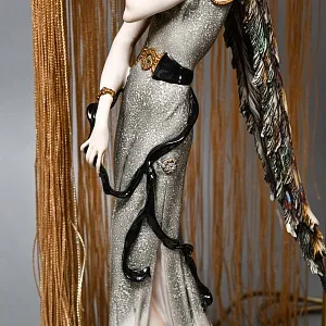 Настольная Электрическая Лампа - Светильник «Дама с Павлином», FLORENCE Италия -1987 год.