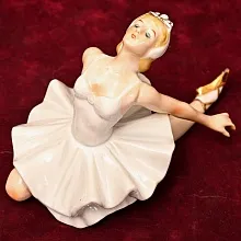 Коллекционная Фарфоровая статуэтка «Балерина, Танец - Лебединое озеро», Schau Bach Kunst Германия. 