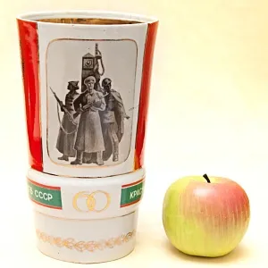 Агитационная! Юбилейная Подарочная Фарфоровая Ваза «ПОГРАНИЧНИКИ» Барановский ФЗ CCCР -1984 год. 