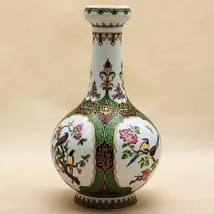 Коллекционная Ваза из серии «Манчжурия» KAISER Германия Н-28см.