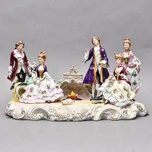 Редкость! Большая Фарфоровая статуэтка «Вечер у камина», Scheibe-Alsbach Германия, середина ХХ века.