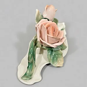 Коллекционная Фарфоровая статуэтка «Цветы Розы», Karl Ens Германия, первая половина ХХ века.