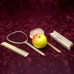 Винтажный Дамский Набор для Туалетного Столика «Желтая Роза», Франция,  середина ХХ века.