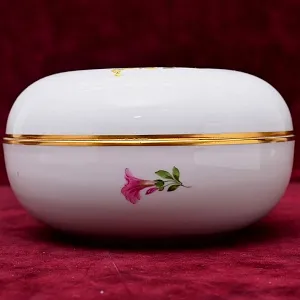 Большая Фарфоровая Шкатулка - Бонбоньерка «ЦВЕТЫ», MEISSEN / МЕЙСЕН Германия.