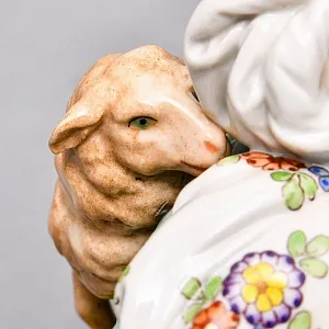 Антикварная Фарфоровая статуэтка «Влюбленные», VOLKSTEDTER Германия, конец ХIX - начало ХХ века.